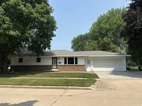 1212 E Harding Drive, APPLETON, WI 54915