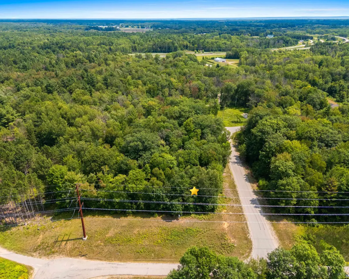 Alpha Lane #11, Abrams, WI 54101 - #1
