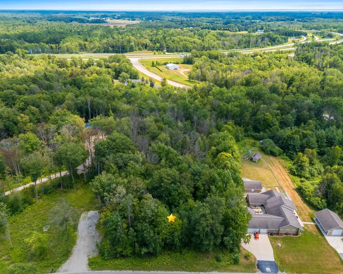 Alpha Lane #17, Abrams, WI 54101 - #1