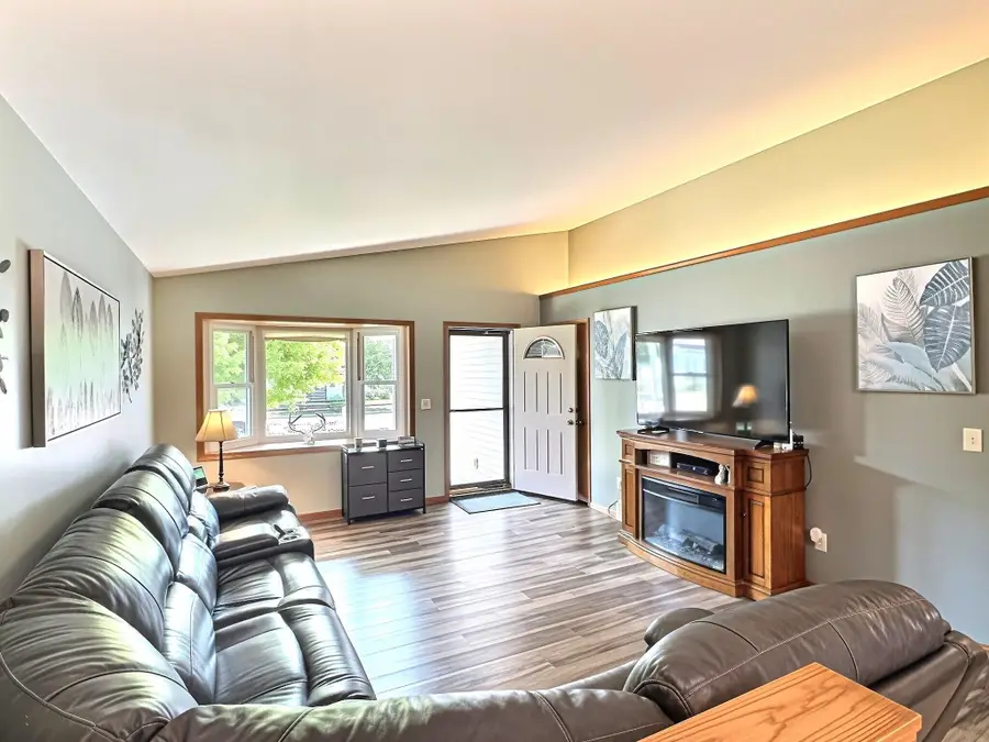 1821 Ohio Street, Oshkosh, WI 54902 - #2