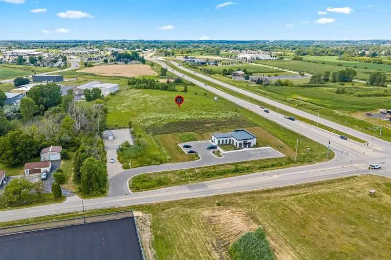 N Mayflower Drive #3, Greenville, WI 54942 - #3