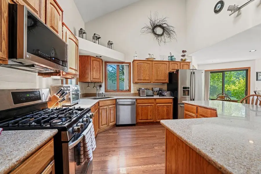 2875 Westmoor Road, Oshkosh, WI 54904 - #3