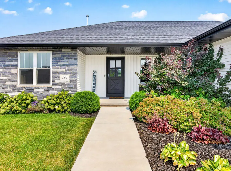 578 Pauls Place, Oshkosh, WI 54904-2904 - #2