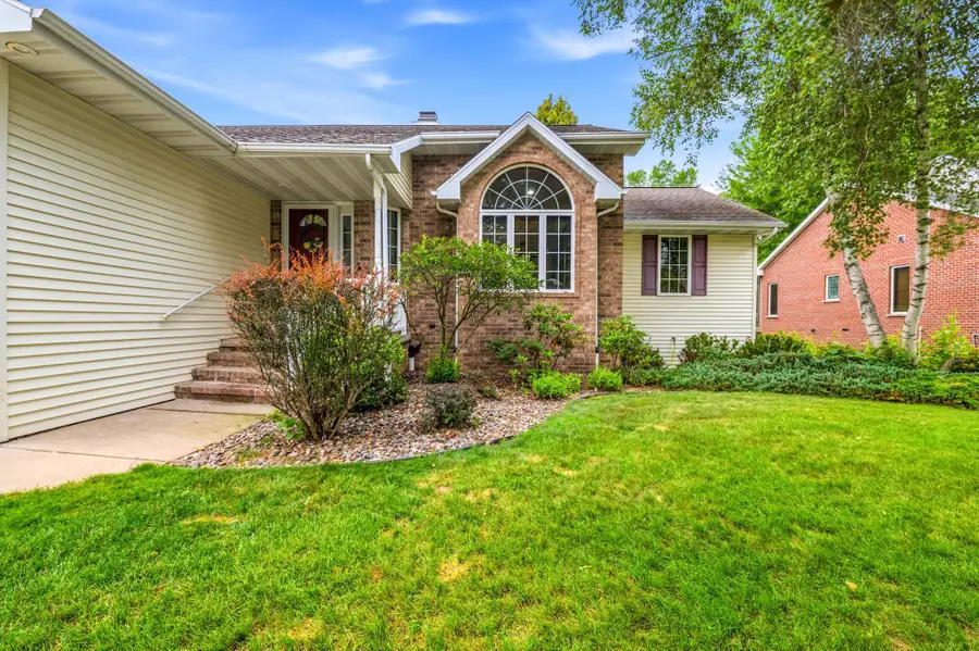 1569 Redstone Trail, Green Bay, WI 54313-3954 - #2