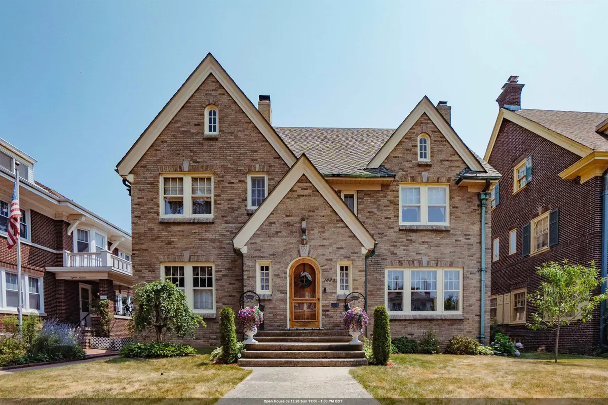 1823 College Avenue, Racine, WI 53403 - #1