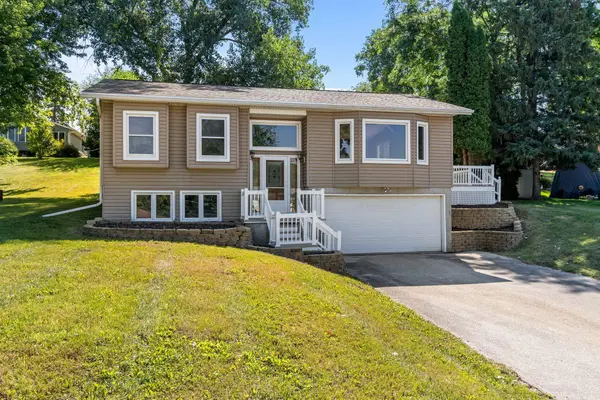 N4526 Cty Road E, HUSTISFORD, WI 53034-9731