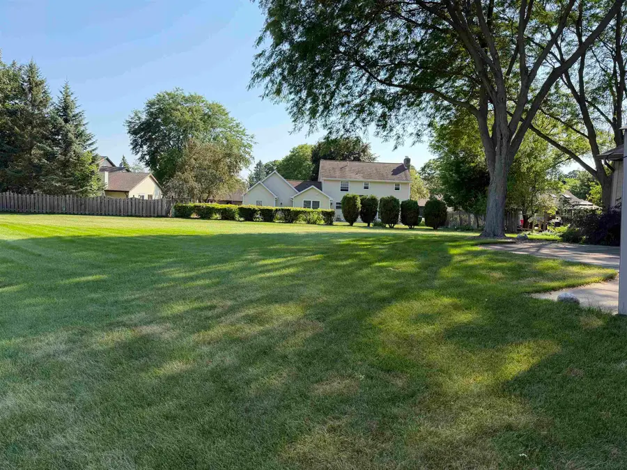 1241 Dover Lane, Green Bay, WI 54313-5892 - #2
