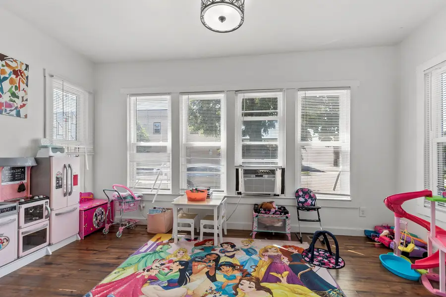 120 E Pacific Street, Appleton, WI 54911-5012 - #2