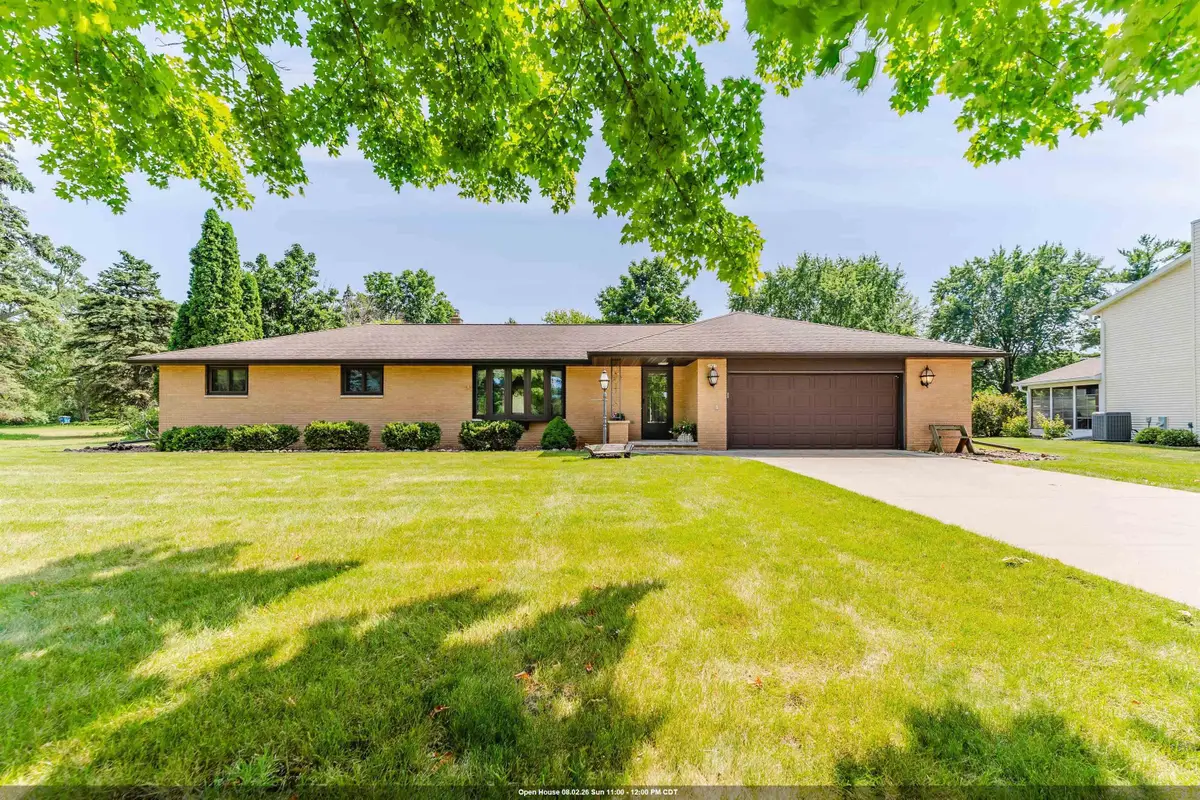 2897 Omro Road, Oshkosh, WI 54904 - #1