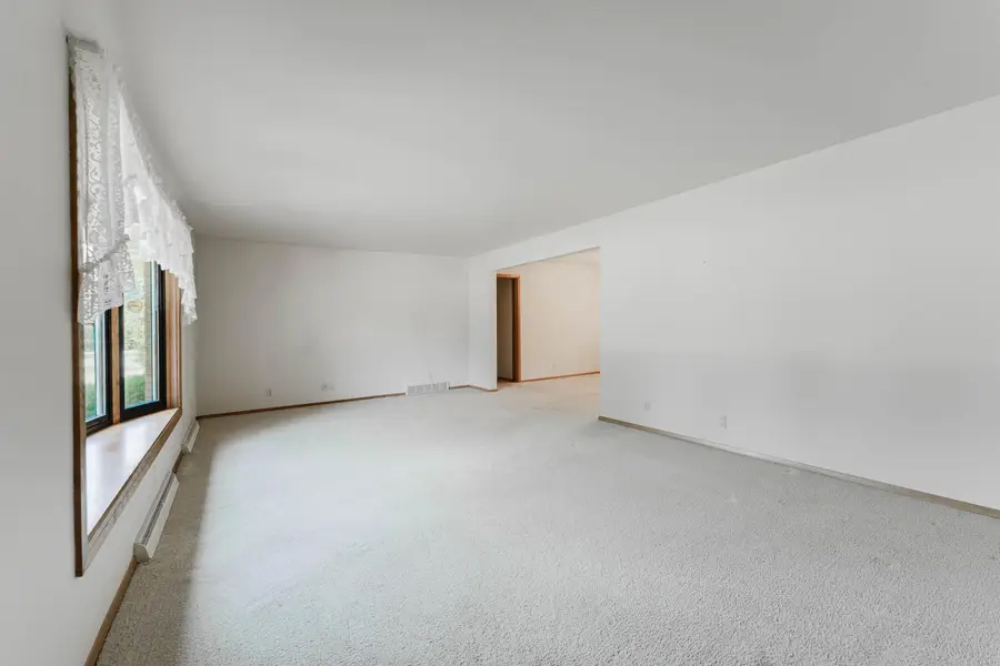 2897 Omro Road, Oshkosh, WI 54904 - #3