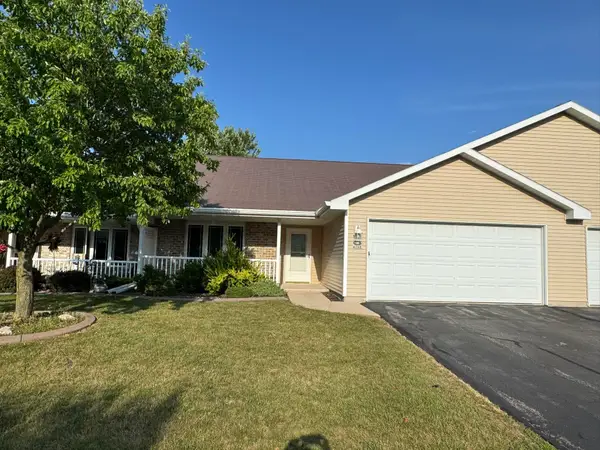 476 Wyldewood E Drive, OSHKOSH, WI 54904