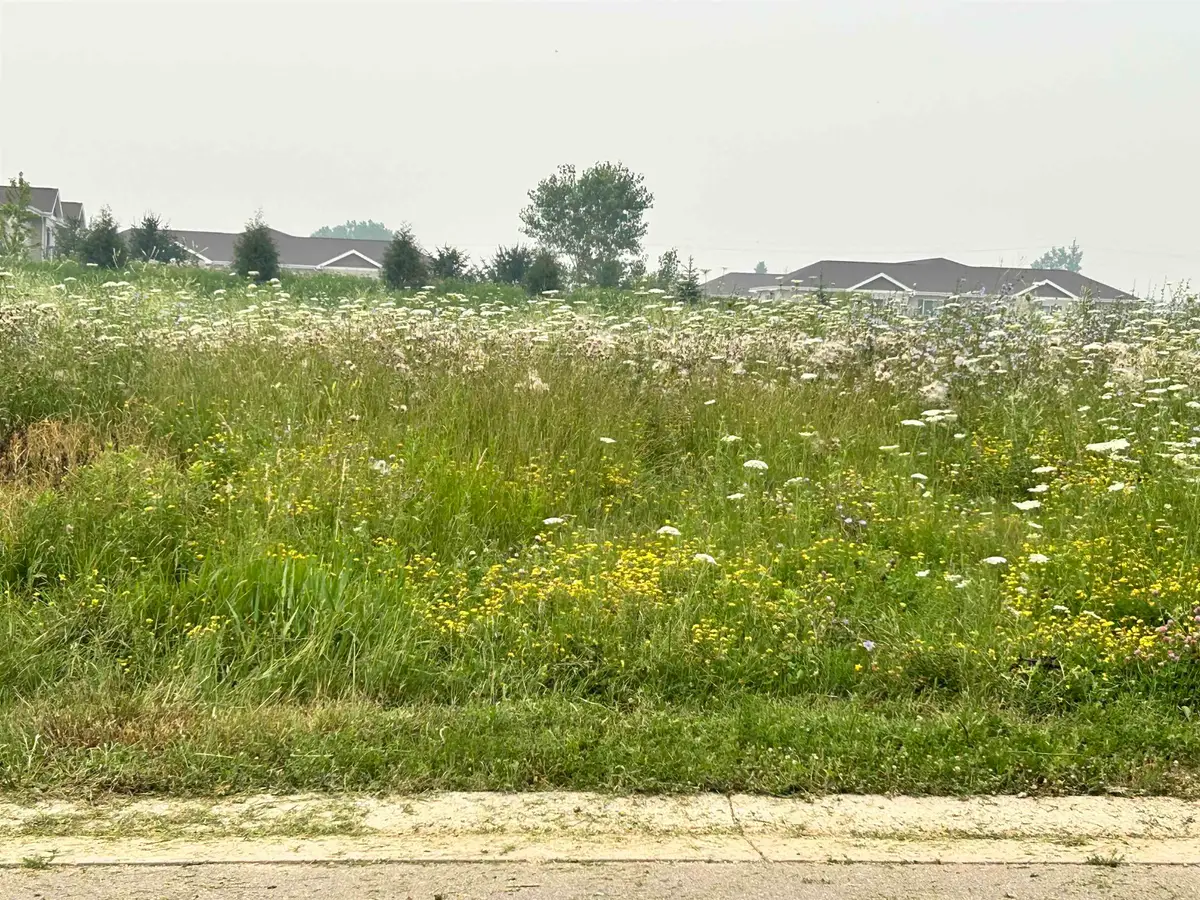 Prairie Lake Circle #4, Neenah, WI 54956 - #1