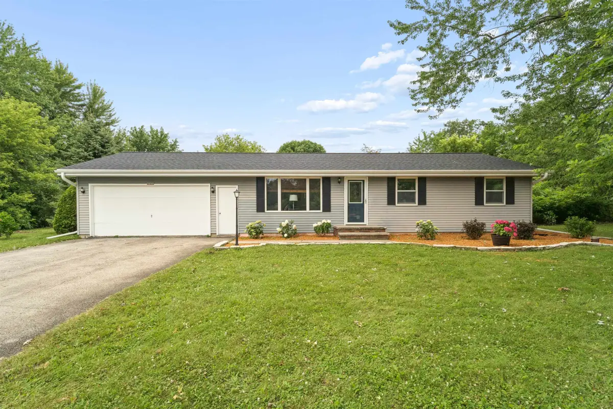 N1422 Greenwood Road, Greenville, WI 54942 - #1