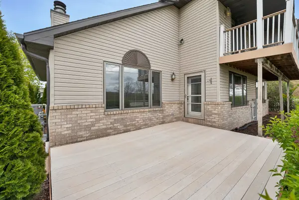 2226 Lost Dauphin Road, DE PERE, WI 54115