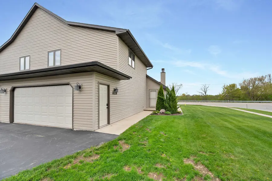 2226 Lost Dauphin Road, De Pere, WI 54115 - #3