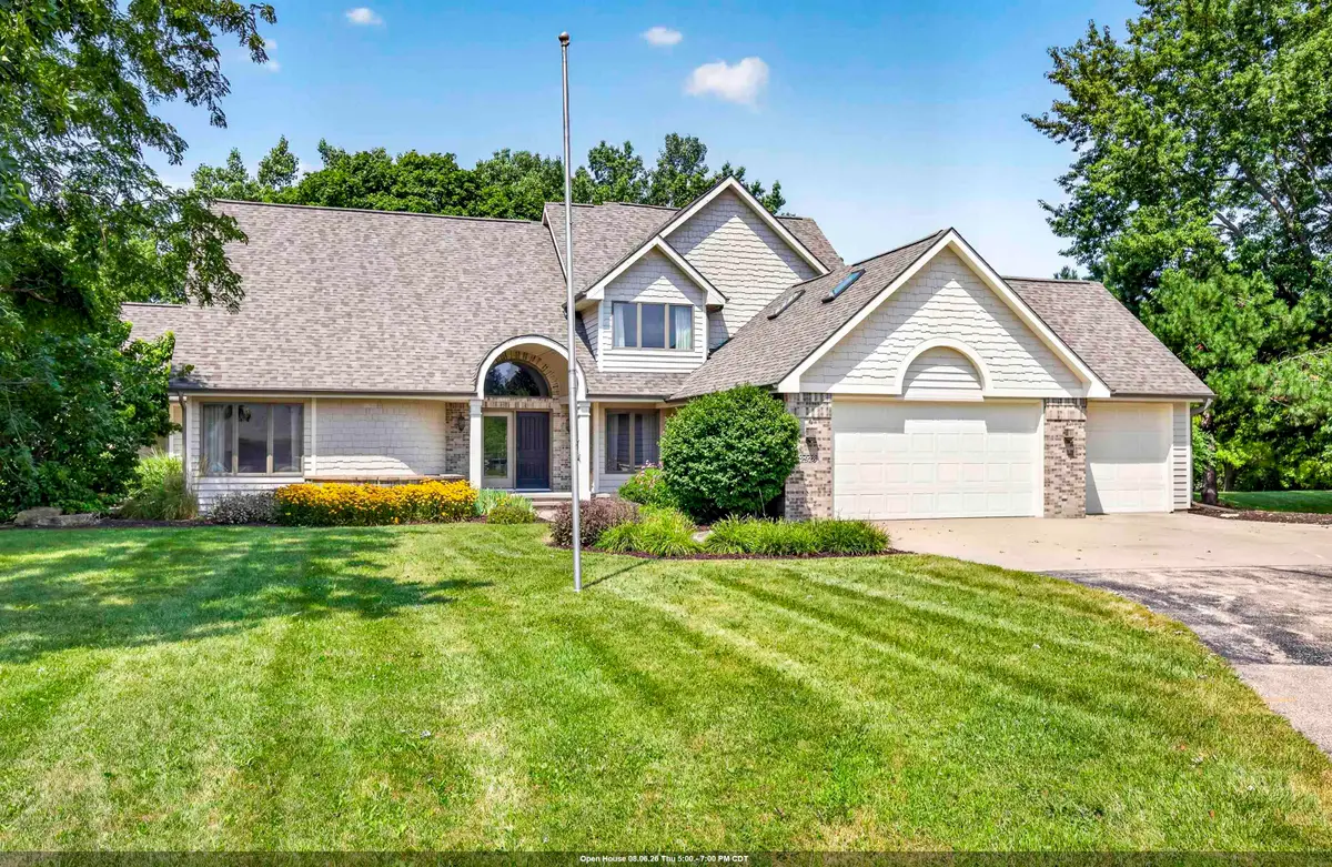 2928 E Ridge Place, Neenah, WI 54956 - #1