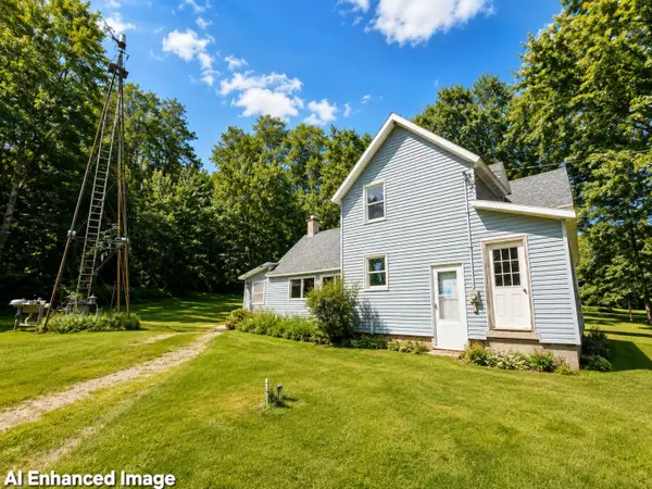 W4207 County Road T, PRINCETON, WI 54968