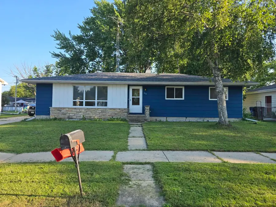 215 Center Street, North Fond Du Lac, WI 54937-1007 - #2