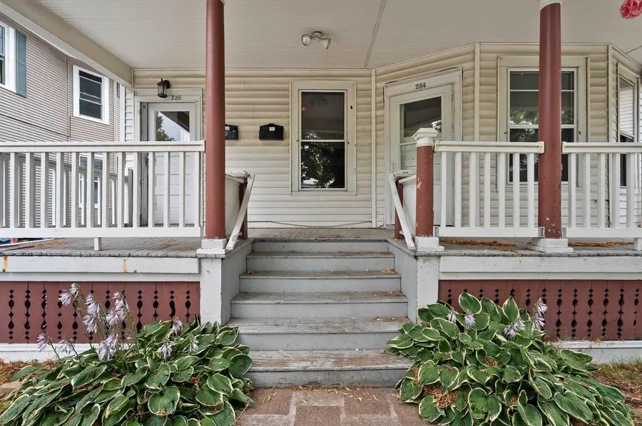 234 N Oakland Avenue, Green Bay, WI 54303-2834 - #2