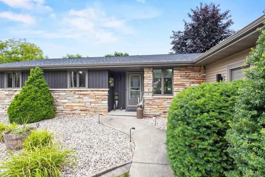 N294 Rogers Lane, Appleton, WI 54915-9441 - #3
