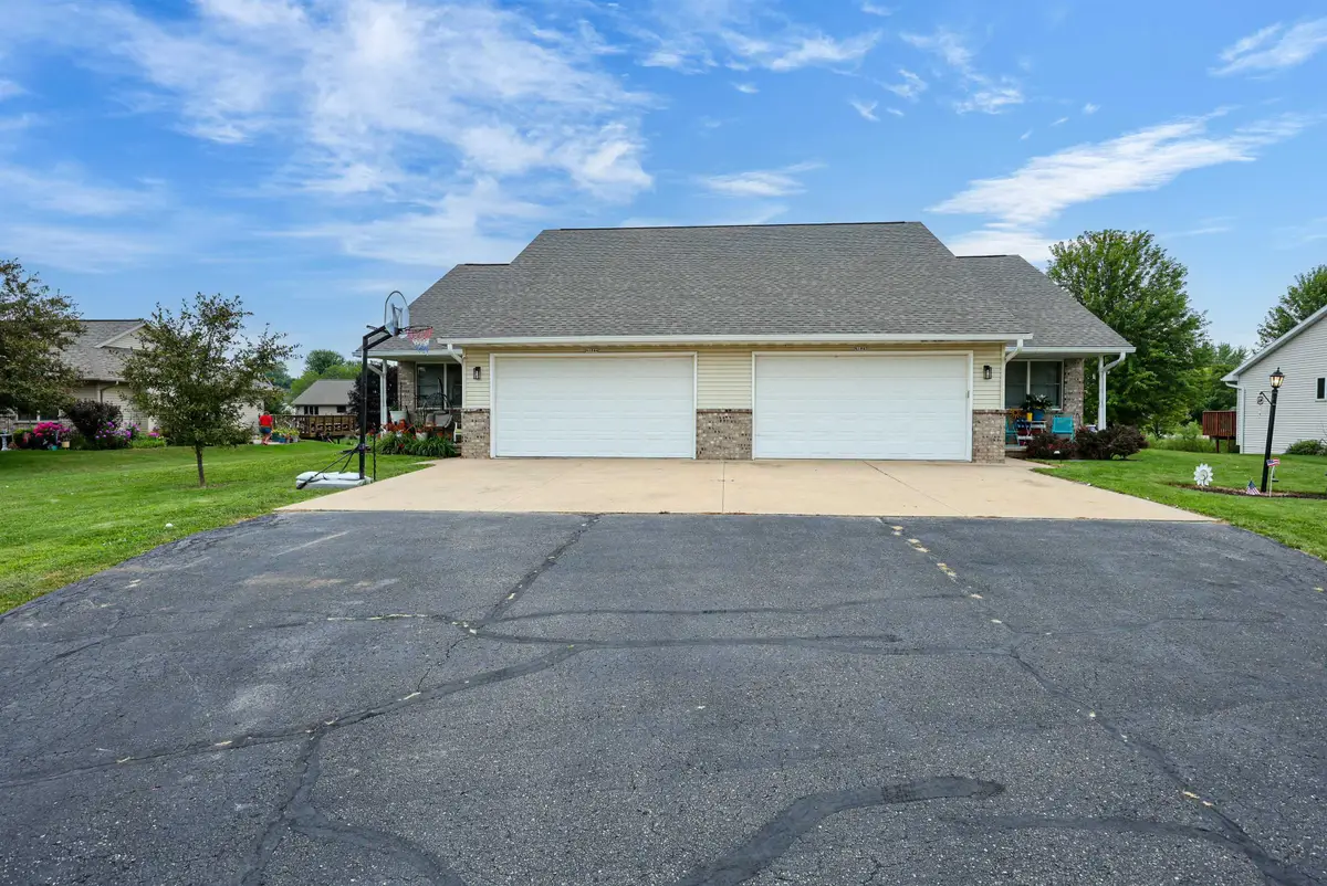 N1844 Lily Of The Valley Court, Greenville, WI 54942-9047 - #1