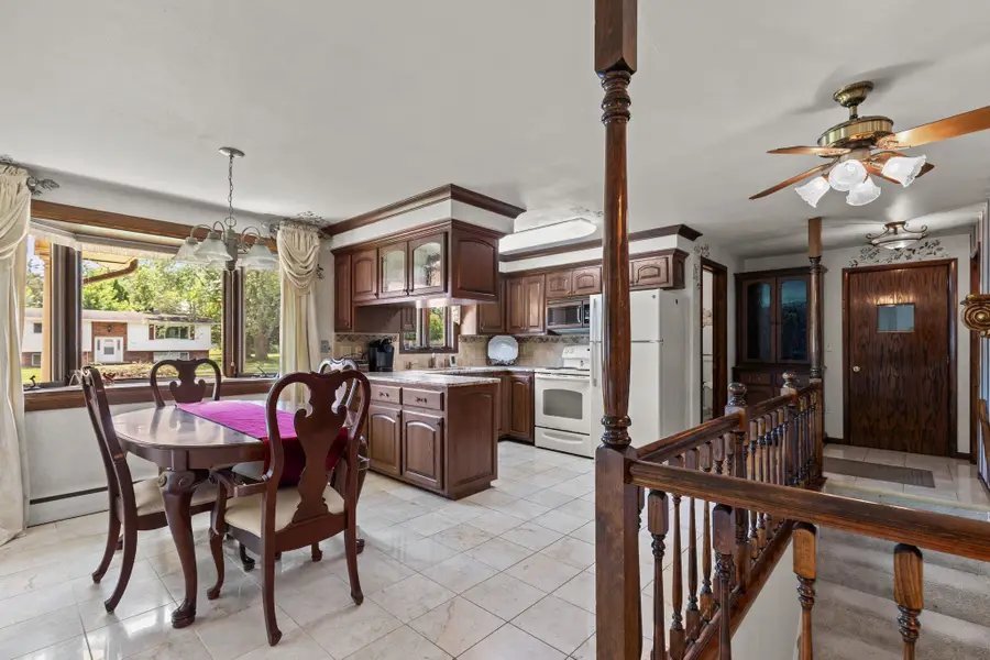 630 W Capitol Drive, Appleton, WI 54911 - #2