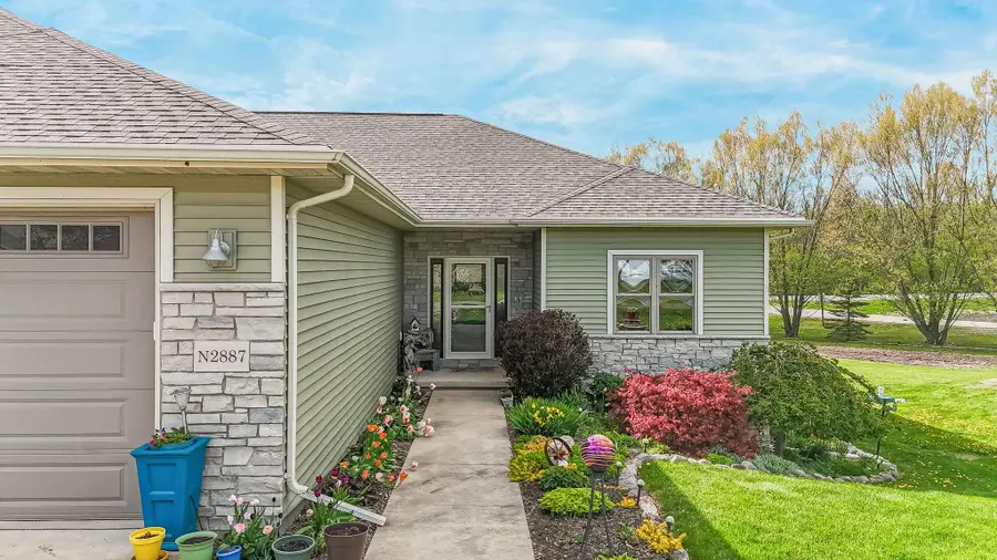 N2887 Evergreen Lane, Freedom, WI 54913 - #2
