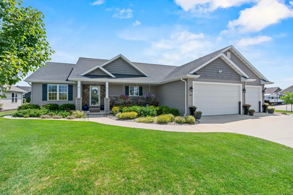 4702 N Wren Drive, Appleton, WI 54913 - #1