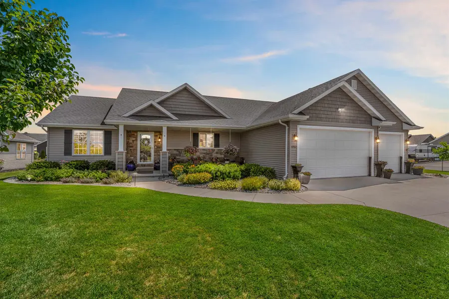 4702 N Wren Drive, Appleton, WI 54913 - #2
