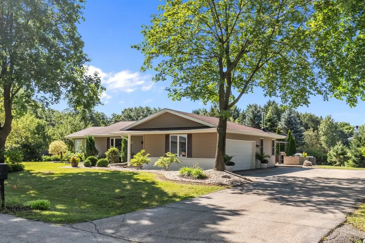 5771 St Ives Road, Oshkosh, WI 54904-9730 - #1