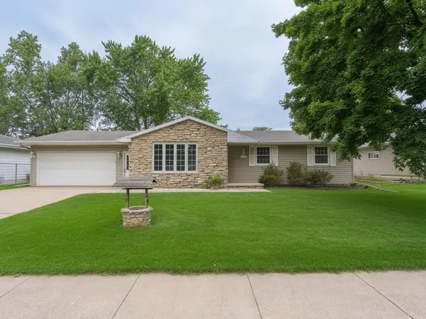 2201 Sullivan Avenue, KAUKAUNA, WI 54130-3455