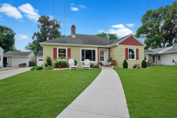 576 Drury Place, FOND DU LAC, WI 54935