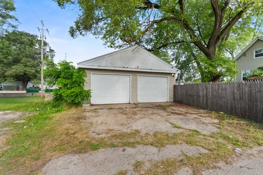 847 Shawano Avenue, Green Bay, WI 54303 - #2