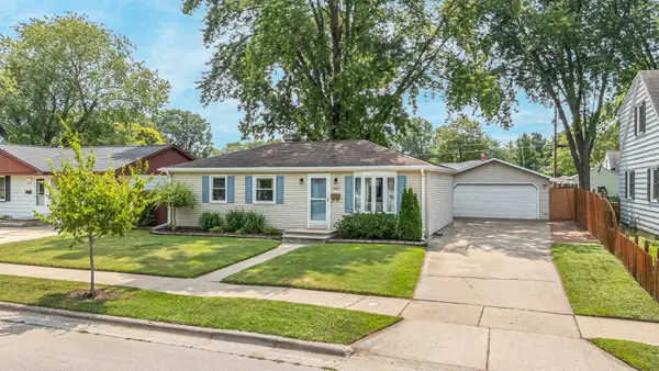 1942 Harold Street, GREEN BAY, WI 54302
