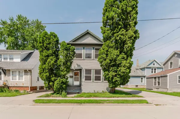 687 Central Street, OSHKOSH, WI 54901