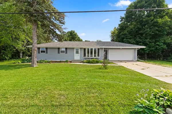3656 Humboldt Road, GREEN BAY, WI 54311