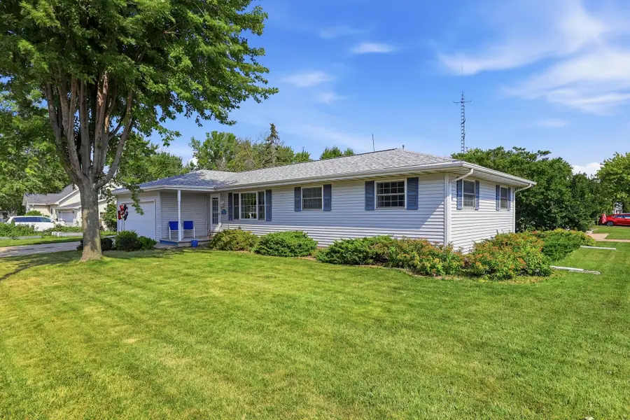 225 W Bell Street, Neenah, WI 54956-4805 - #2