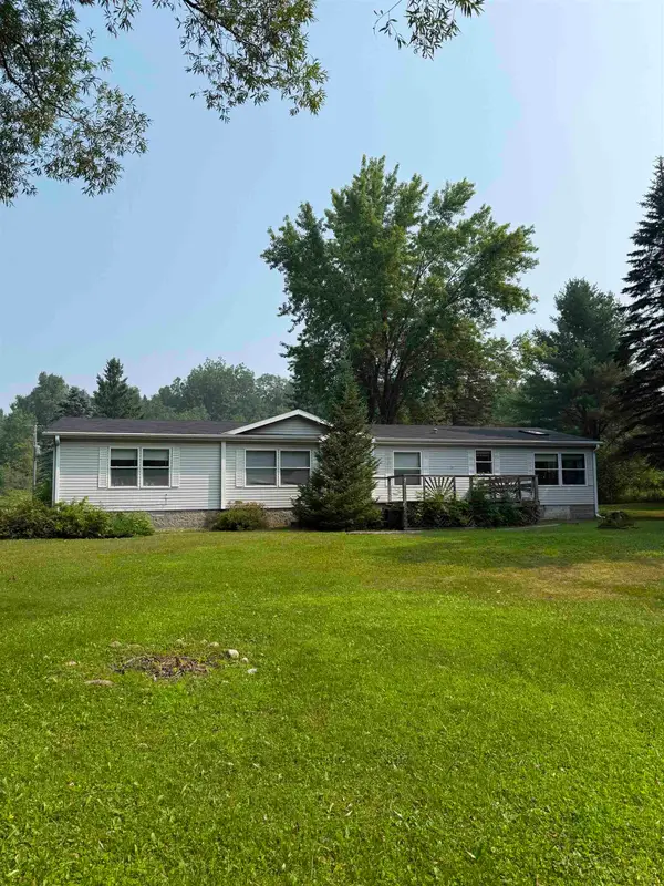 15207 Brook Lane, LAKEWOOD, WI 54138
