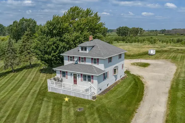 4677 Cty Hwy Jj, GREEN BAY, WI 54311