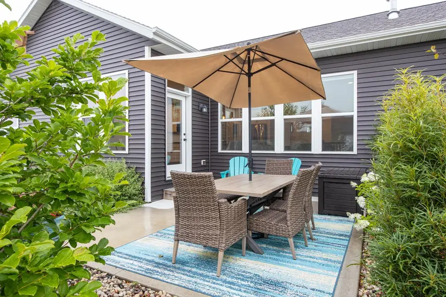 2901 E Turquoise Lane, Appleton, WI 54913 - #2