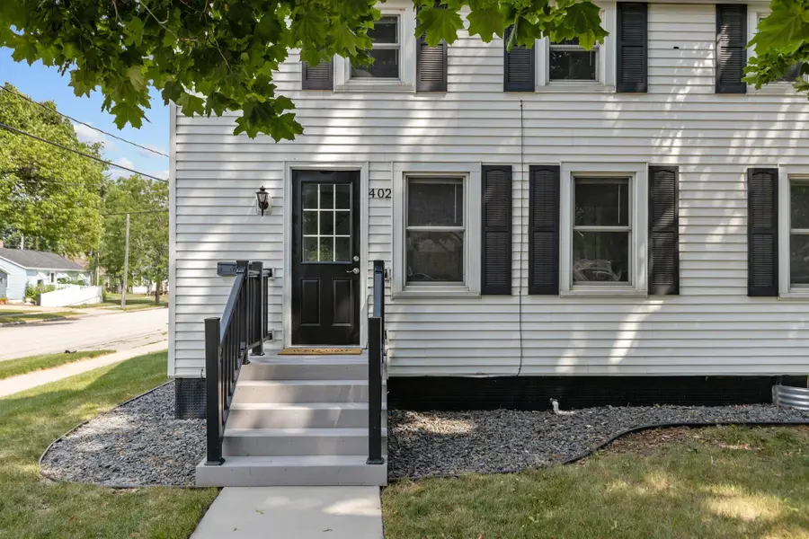 402 E Harding Drive, Appleton, WI 54915 - #2