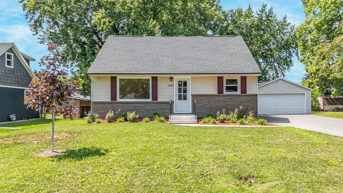 1240 Home Avenue, Menasha, WI 54952 - #1