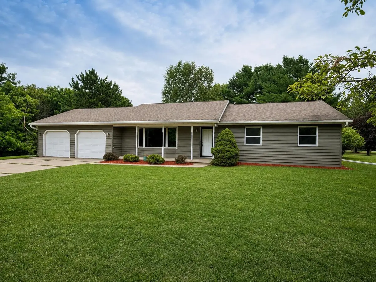 2100 Westline Road, Green Bay, WI 54313 - #1