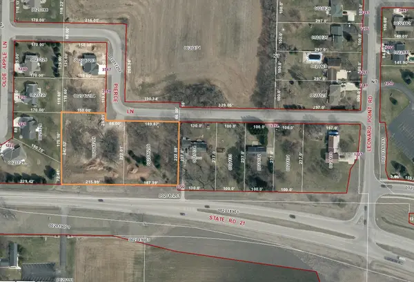 Pierce Lane #3 & 4, OSHKOSH, WI 54904-0000