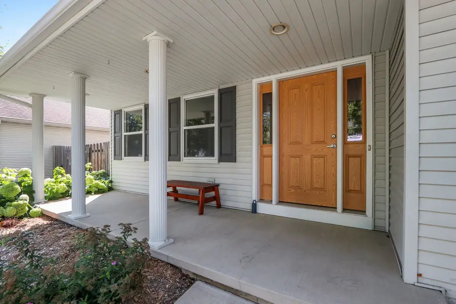 839 Mandalay Terrace, De Pere, WI 54115 - #3