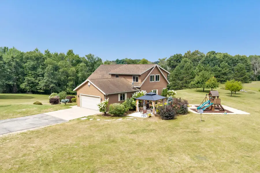 N2561 Hodgett Court, Waupaca, WI 54981 - #3