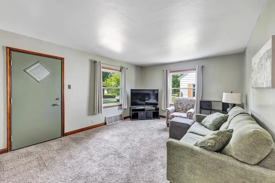 1947 Farlin Avenue, Green Bay, WI 54302 - #2