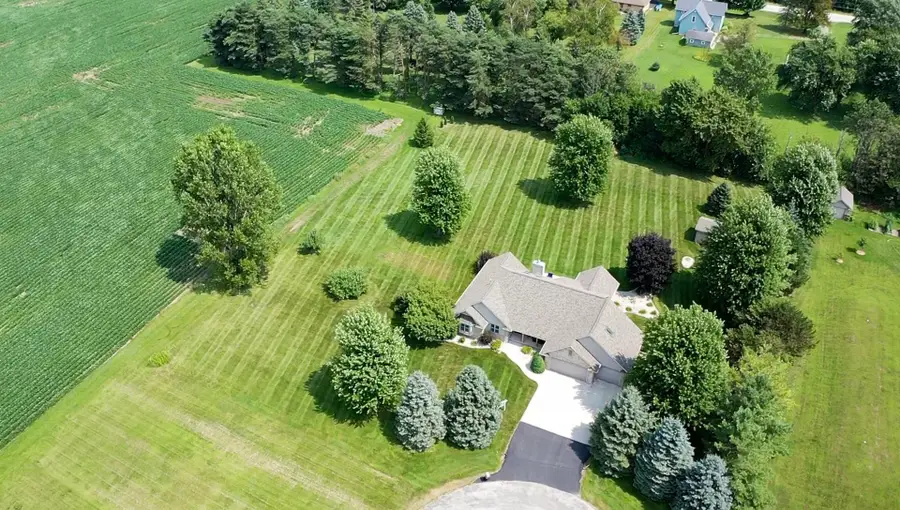 N4326 Red Leaf Drive, Appleton, WI 54913 - #3