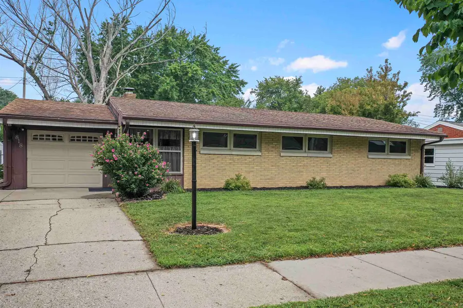 818 Gross Avenue, Green Bay, WI 54304-2516 - #2