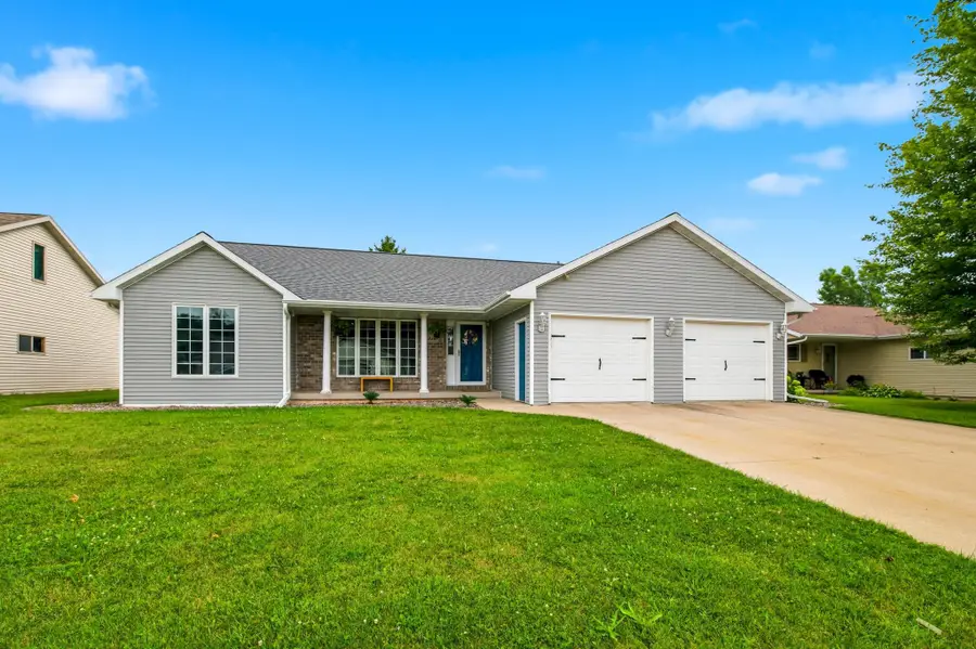 2341 Daytona Speedway, De Pere, WI 54115-8073 - #2